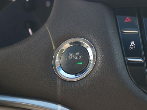 Used 2013 Cadillac XTS FWD image 24