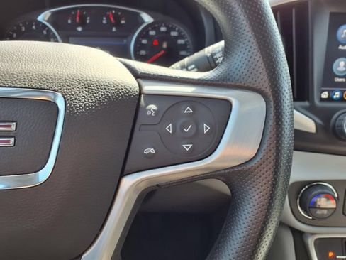 Used 2024 GMC Terrain SLE w/ Driver Convenience Package AWD/4WD image 23
