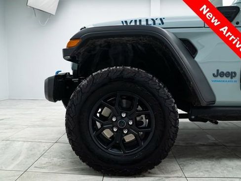 Used 2024 Jeep Wrangler Unlimited image 36