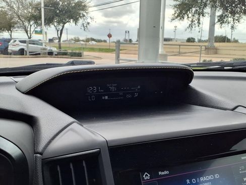 Used 2022 Subaru Crosstrek 2.5i Sport w/ Popular Package #3 image 24