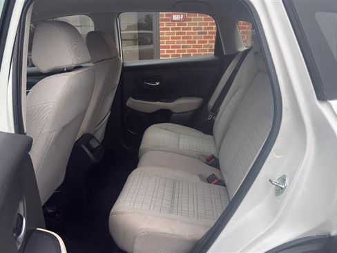 Used 2023 Honda HR-V LX image 19