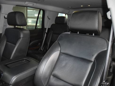 Used 2019 Chevrolet Tahoe LT w/ Z71 Midnight Edition AWD/4WD image 41