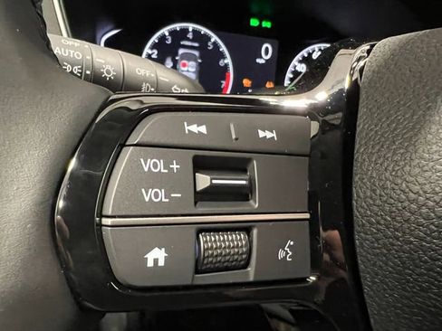 New 2025 Honda Pilot Touring image 22