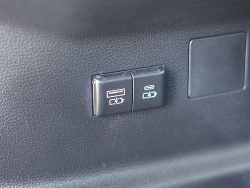 Certified 2025 Toyota Tundra SR5 w/ SR5 Convenience Package image 44