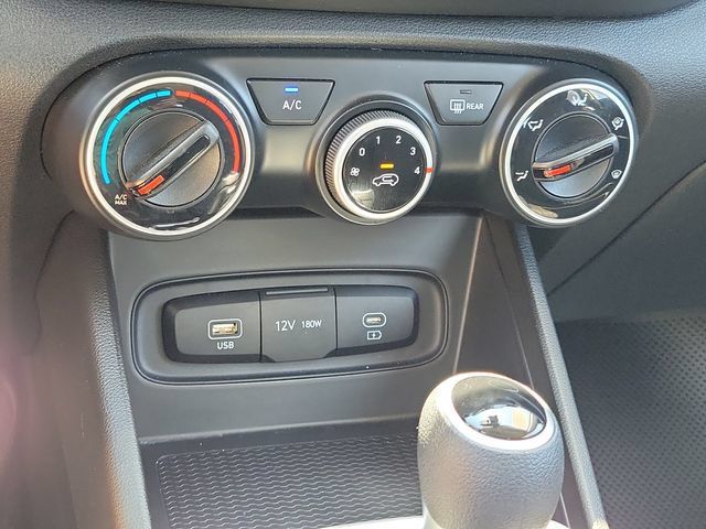 Certified 2026 Hyundai Venue SE FWD image 12