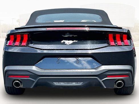 Used 2024 Ford Mustang Premium RWD image 5