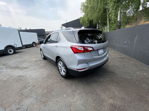Used 2021 Chevrolet Equinox Premier FWD image 4