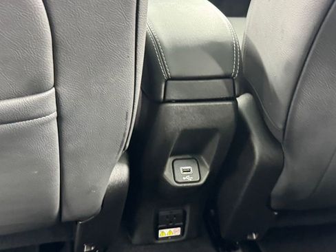 Used 2021 Jeep Renegade Limited w/ Sun & Sound Group AWD/4WD image 36
