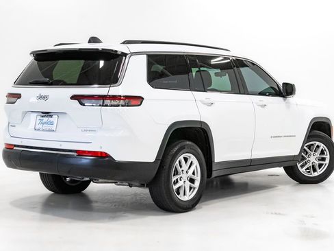 Certified 2025 Jeep Grand Cherokee L Laredo AWD/4WD image 32