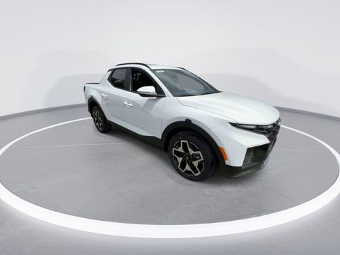 Used 2024 Hyundai Santa Cruz Limited image 2