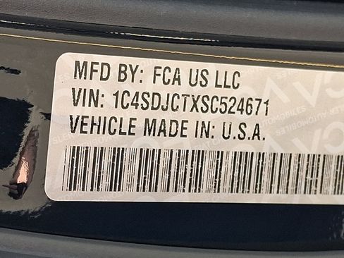 Used 2025 Dodge Durango R/T AWD/4WD image 25