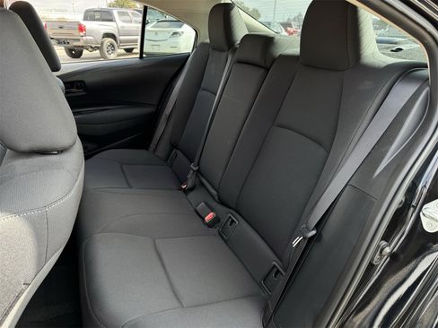 Used 2024 Toyota Corolla LE image 27