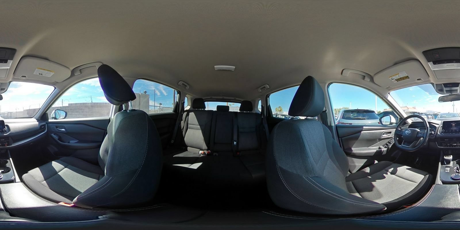 Used 2025 Nissan Rogue SV AWD/4WD image 43
