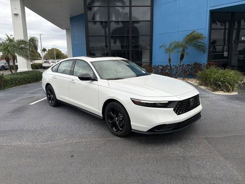 New 2025 Honda Accord SE image 6