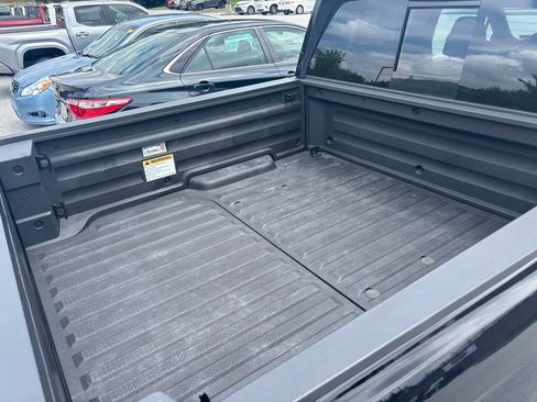 Used 2020 Honda Ridgeline Black Edition image 4