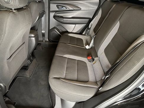 Used 2022 Chevrolet TrailBlazer LT w/ Convenience Package FWD image 21