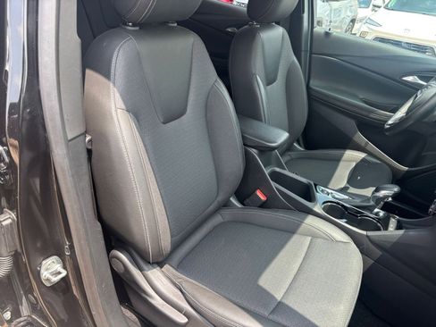 Used 2025 Buick Encore GX Preferred FWD image 35