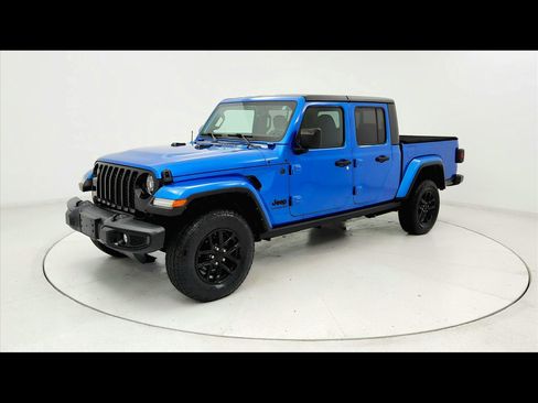 Used 2022 Jeep Gladiator Sport AWD/4WD image 1