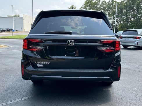 Used 2026 Honda Odyssey EX-L image 13