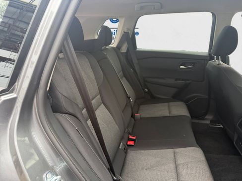 Used 2025 Nissan Rogue SV image 18