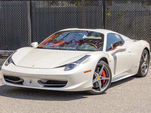 Used 2012 Ferrari 458 Spider RWD image 9