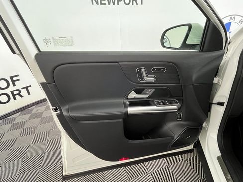 Used 2023 Mercedes-Benz GLA 250 4MATIC image 23