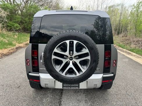 Used 2020 Land Rover Defender 110 HSE AWD/4WD image 6