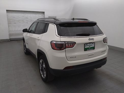 Used 2019 Jeep Compass Limited AWD/4WD image 5