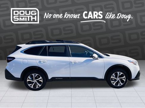 Used 2021 Subaru Outback Limited image 6