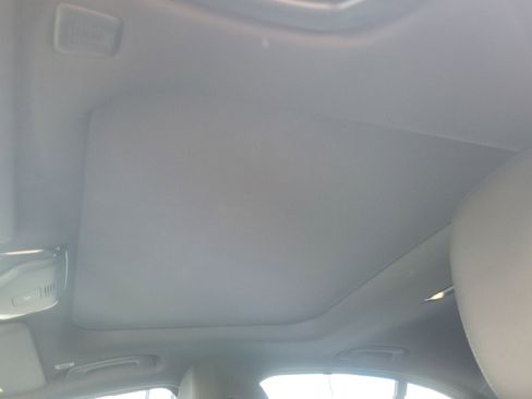 Used 2021 BMW 330i Sedan w/ M Sport Package image 12