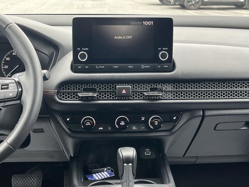 Certified 2024 Honda HR-V Sport image 19