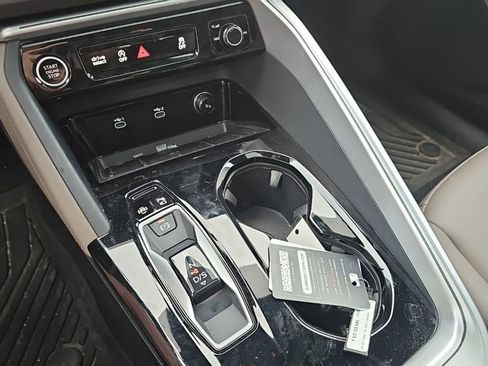 Certified 2025 Audi Q5 Premium w/ Convenience Package AWD/4WD image 7