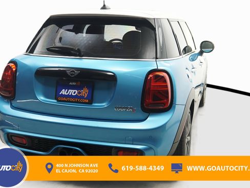 Used 2019 MINI Cooper S w/ Premium Package image 10