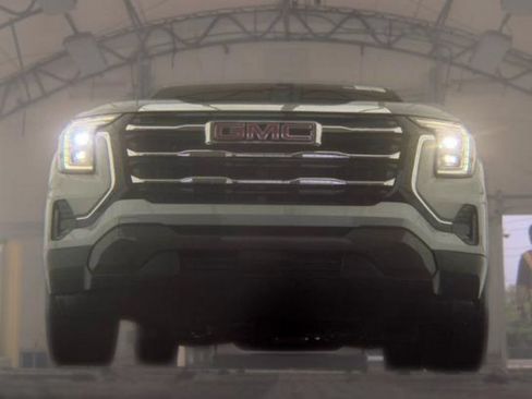 Used 2026 GMC Terrain Elevation FWD image 3