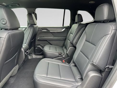 New 2026 GMC Acadia Elevation w/ Elevation Premium Package AWD/4WD image 14