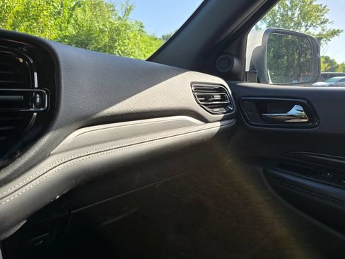 Used 2022 Dodge Durango GT RWD image 22