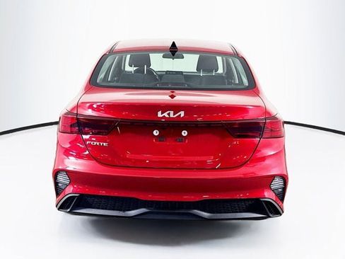 Used 2024 Kia Forte LXS image 6