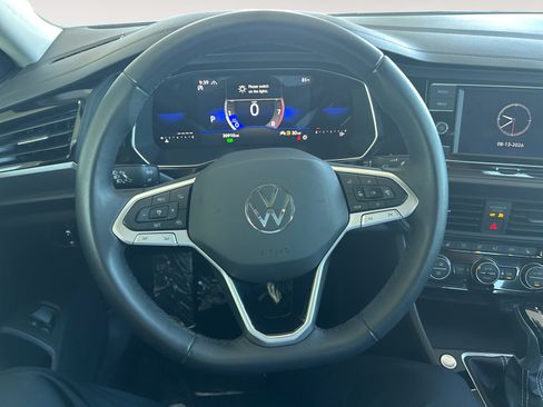 Used 2023 Volkswagen Jetta SE w/ Panoramic Sunroof Package FWD image 13