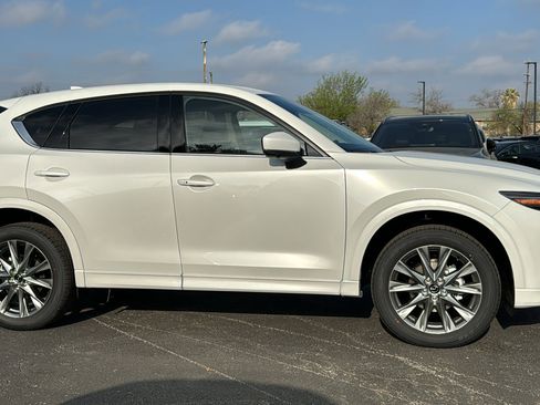 New 2025 MAZDA CX-5 AWD 2.5 S w/ Premium Plus Pkg image 9