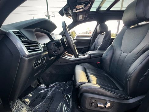 Used 2019 BMW X5 xDrive40i w/ Convenience Package image 15
