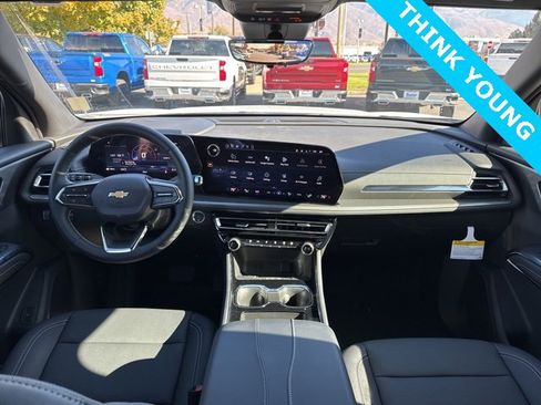 New 2026 Chevrolet Traverse LT w/ Driver Confidence Package image 13