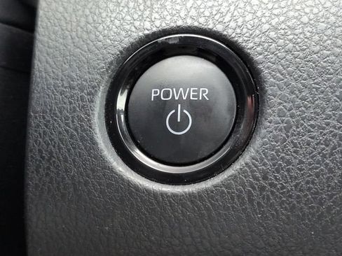 Used 2025 Toyota Camry SE FWD image 25