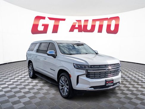 Used 2021 Chevrolet Suburban Premier AWD/4WD image 1