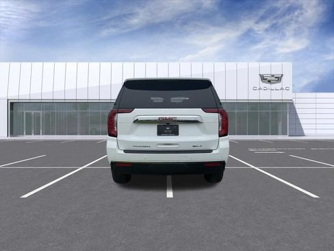 Used 2024 GMC Yukon SLT w/ SLT Premium Package AWD/4WD image 12