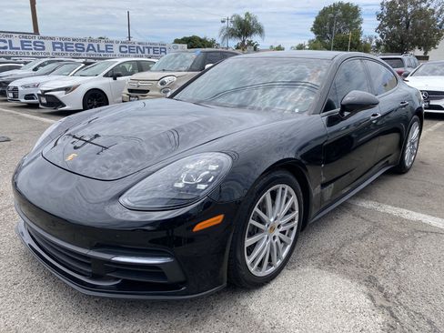 Used 2018 Porsche Panamera 4 AWD/4WD image 2