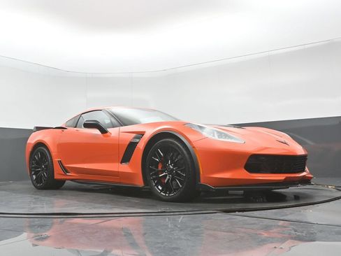 Used 2019 Chevrolet Corvette Z06 RWD image 22