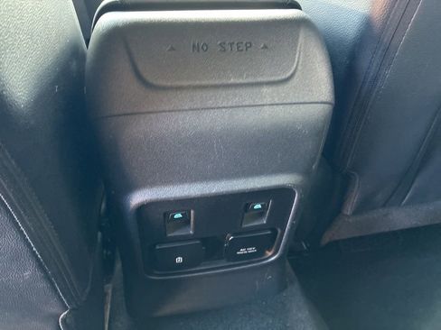 Used 2024 Ford Bronco Wildtrak AWD/4WD image 17