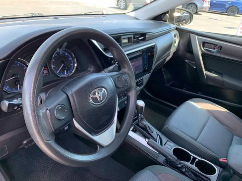 Used 2019 Toyota Corolla LE image 17