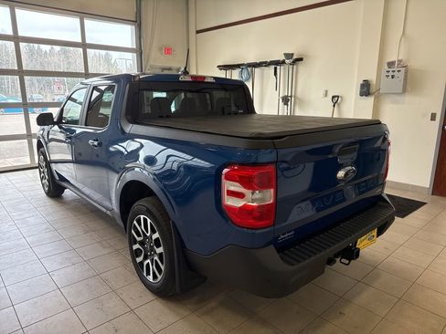 Used 2024 Ford Maverick Lariat image 3
