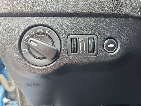 Used 2022 Dodge Charger SXT RWD image 29
